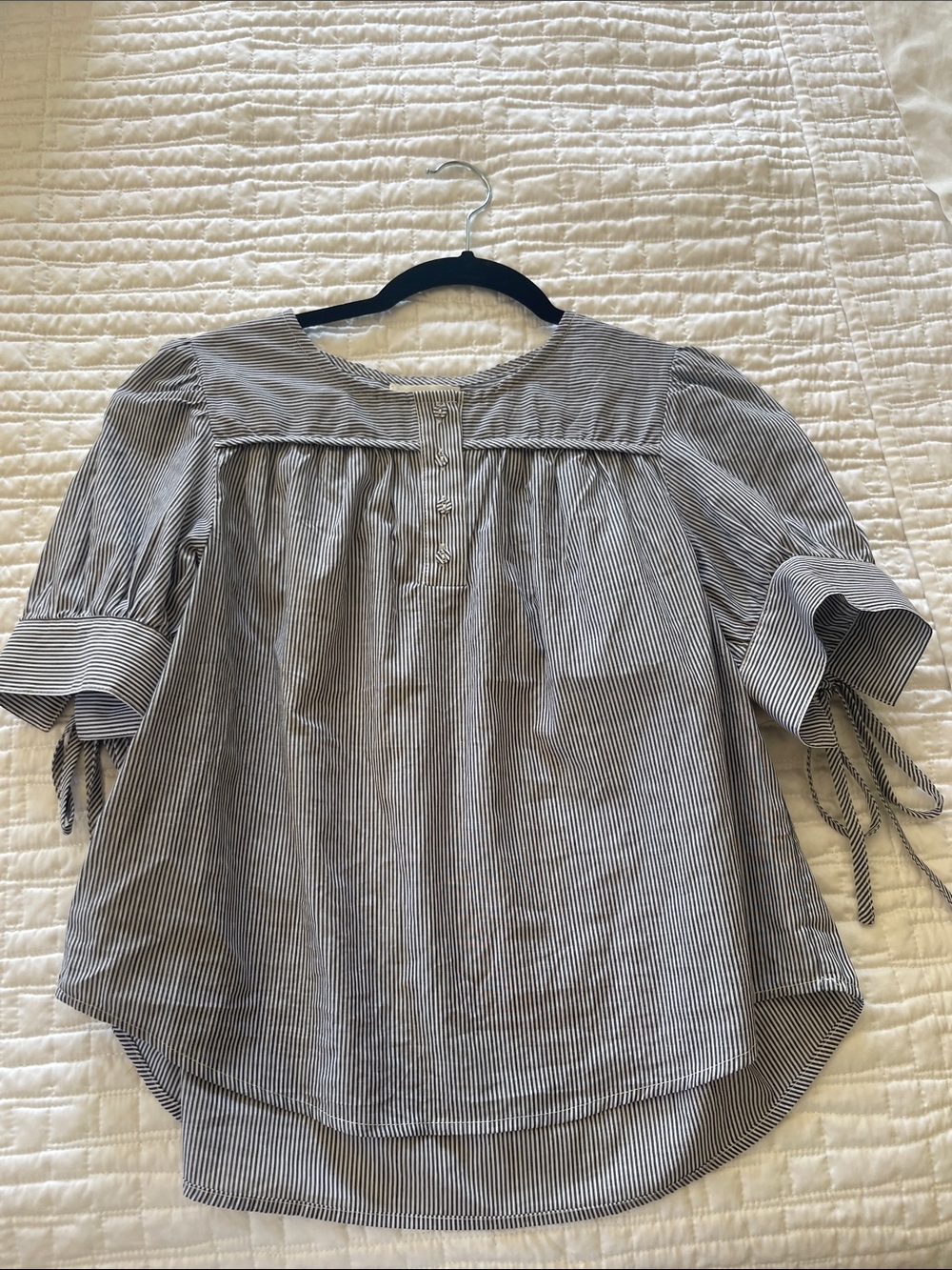 Striped Short-Sleeve Blouse - Navy/White